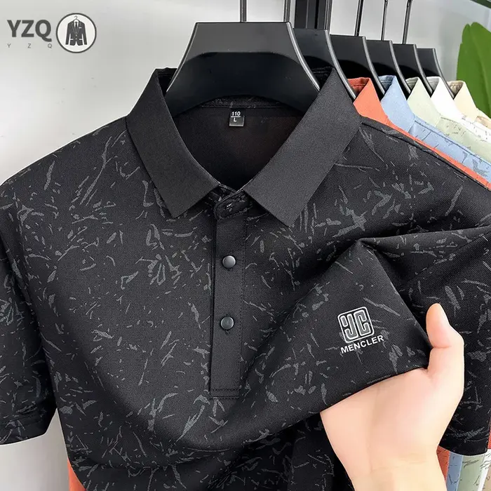 Polo brodé et imprimé avec logo minimaliste pour hommes