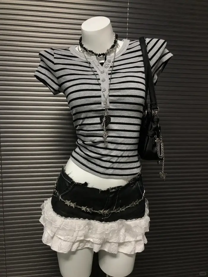 T-shirt à manches courtes pour femme