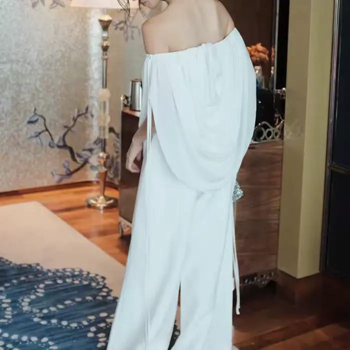 Chemise blanche à plis superposés TWOTWINSTYLE pour femme