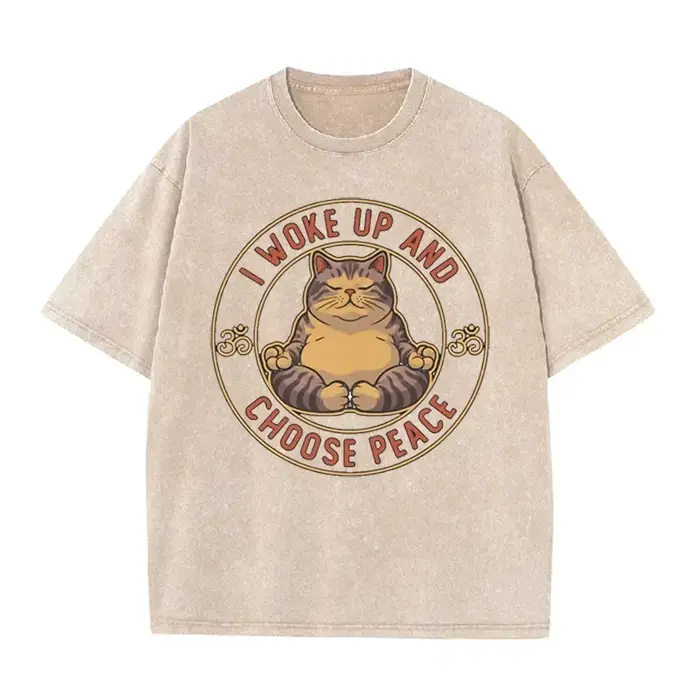 T-shirt décontracté beige délavé style vintage « I Woke Up And Choose Peace Meditation Cat »