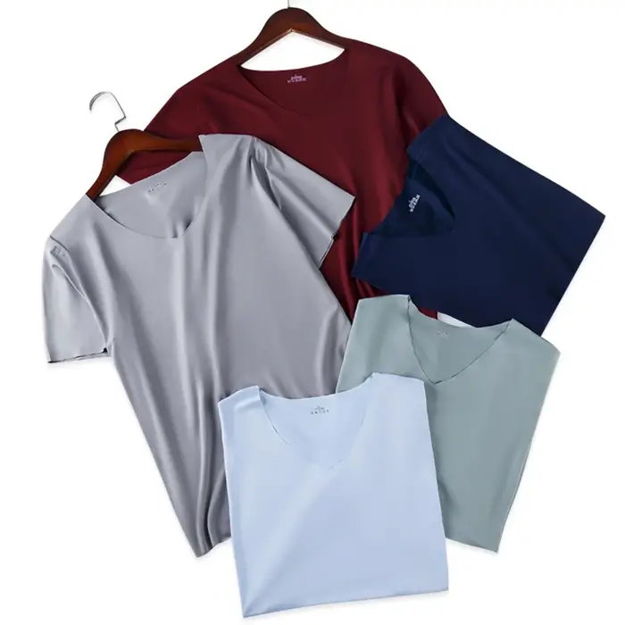 T-shirt Homme Col V en Soie Glacée