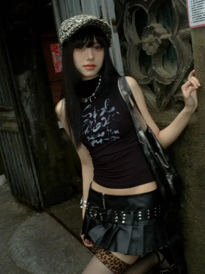Tonngirls Y2k Vintage débardeurs femmes sans manches imprimé graphique hauts Streetwear années 2000 japonais noir Grunge