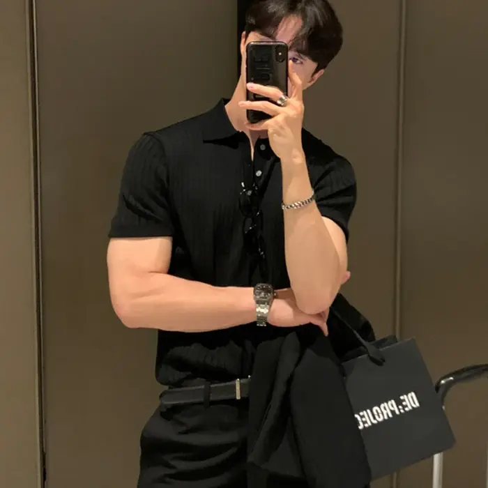 Vêtements d'été pour hommes rétro tricot revers rayé Polo couleur unie à manches courtes mode léger luxe populaire tricots M-3XL