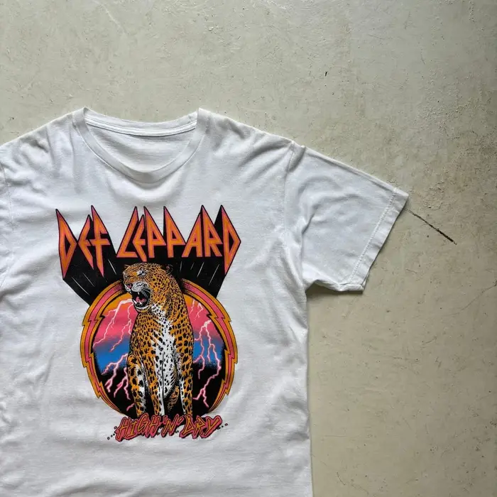 T-shirt à manches courtes de style rétro rock Def Leppard
