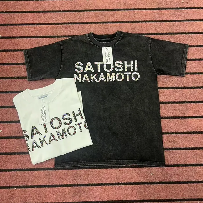 T-shirts SATOSHI avec photo réelle
