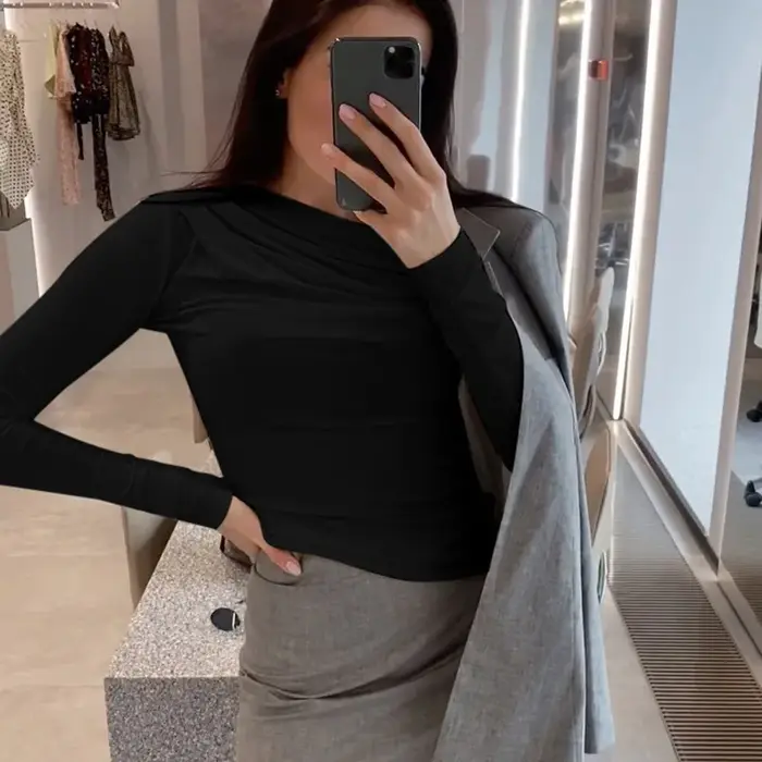 T-shirt basique à manches longues pour femmes, haut court, col oblique, monochromatique, streetwear