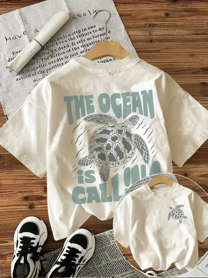T-Shirt à manches courtes et col rond pour femmes, imprimé graphique «l'océan appelle», avec tortue 