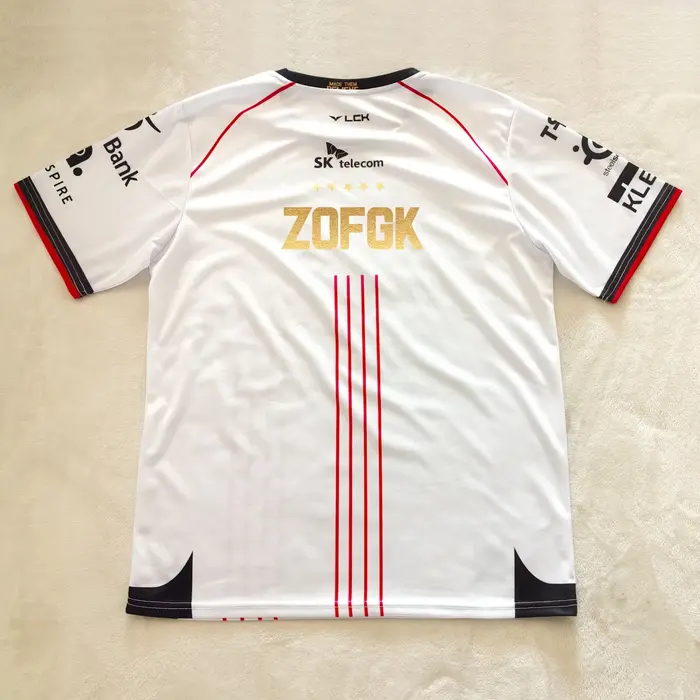 Maillot de l'équipe commémorative cinq étoiles du Championnat T1 2026