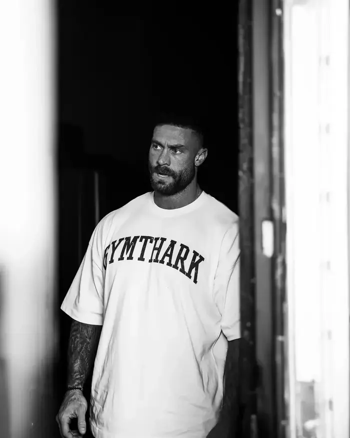 2025 nouveau CBUM 6PEAT chemise surdimensionné noir T-Shirt DTG impression hommes femmes taille américaine musculation gymnase haut