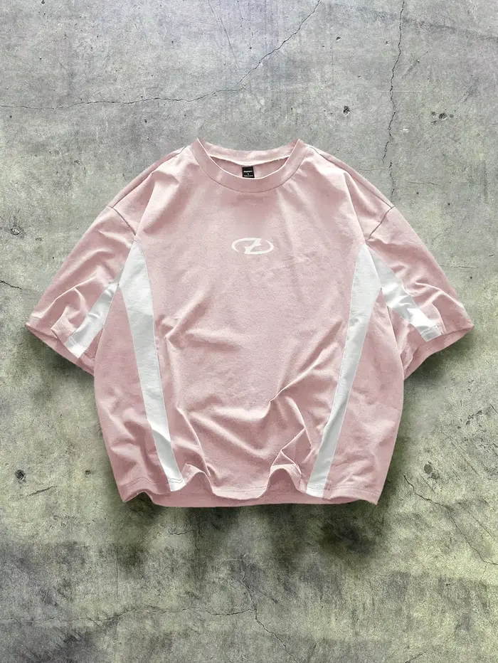 Le nouveau T-shirt pour hommes pour l'été 2025 présente une impression de motifs 3D décontractés