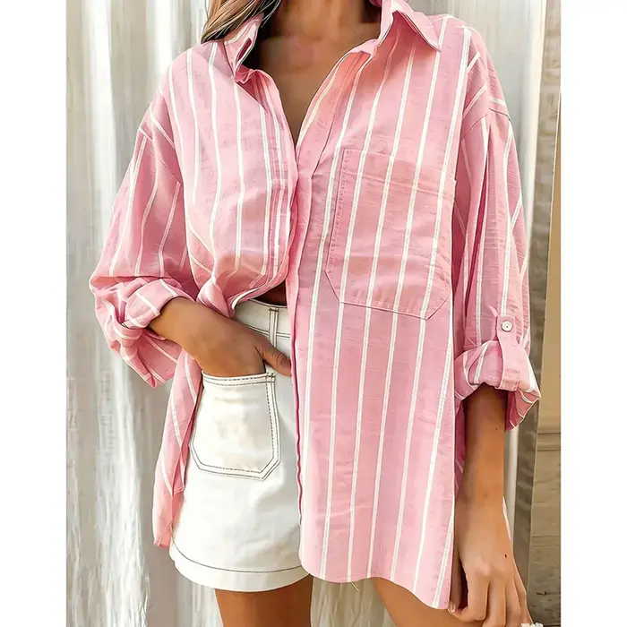 Chemise rayée à col polo ample pour femme