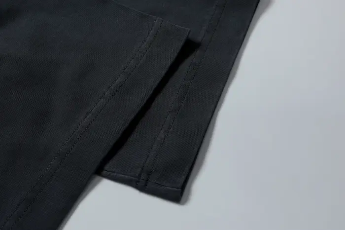 T-shirt ample à manches courtes avec étiquette brodée sur la poitrine NBHD