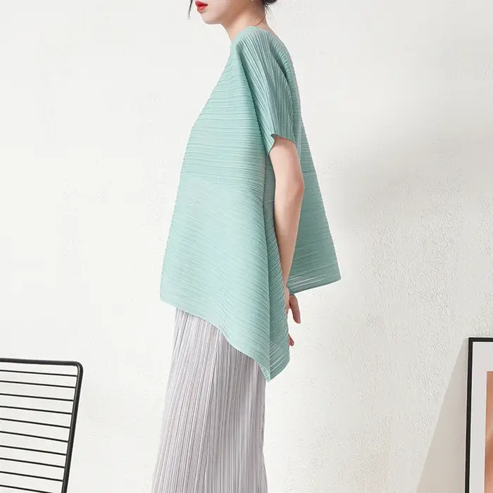 Miyake haut court plissé 2025 été nouveau Design irrégulier ample grande taille col rond T-shirt à manches courtes