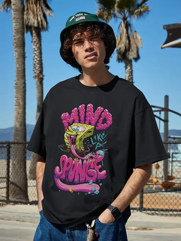 T-shirt pour homme avec motif graffiti sur le devant sur le thème de Bob l'éponge « Mind Like A Sponge »