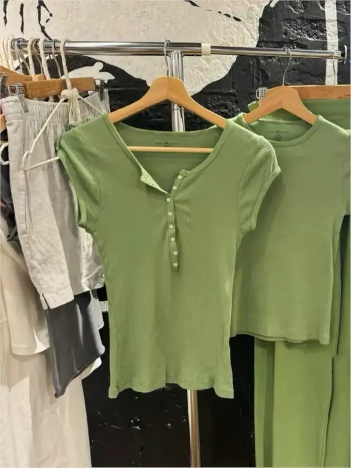 T-shirts slim Matcha Buttons pour femmes, été, décontracté, streetwear, côtelé, col rond, manches courtes, doux, simple, polyvalent, Y2K