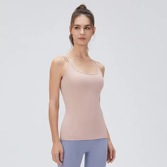 Débardeurs de yoga longs pour femmes avec soutien-gorge intégré