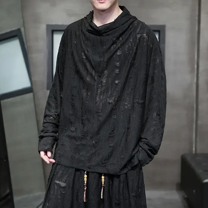 T-shirt à manches longues en coton déchiré pour hommes
