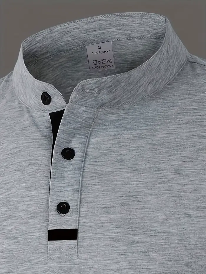 Un polo élégant à col rond pour hommes