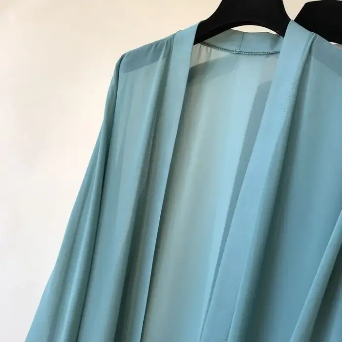 Cardigan long en mousseline de soie pour femmes