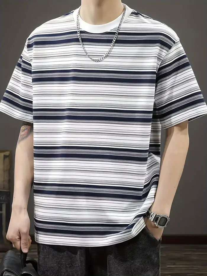 T-shirt imprimé rayé bleu et blanc pour hommes | Style de sport léger urbain