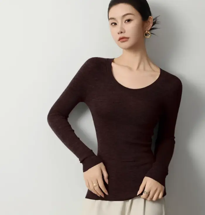 Fine-Spun 100% laine mérinos super fine à col rond pour femme