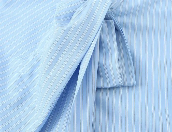 Chemisier Femme Printemps 2026 Nouveau Style Bleu Clair Rayé Sans Manches avec Nœud Décoratif Décontracté Tendance Personnalité
