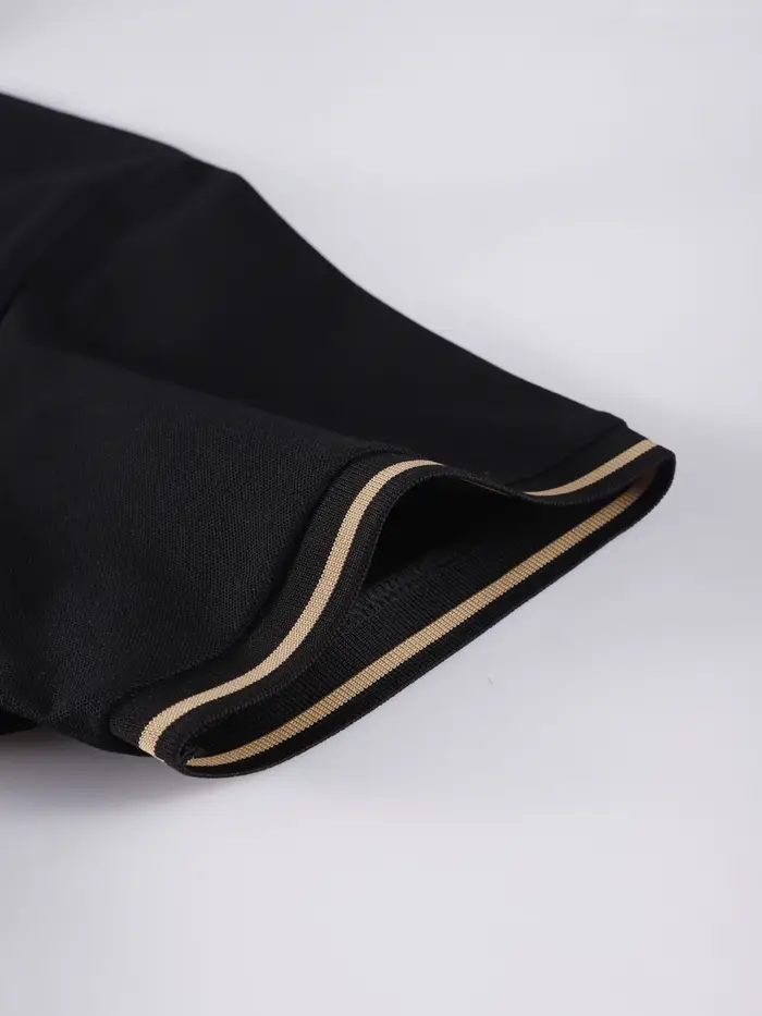 T-shirt manches courtes col Polo contrasté pour femme