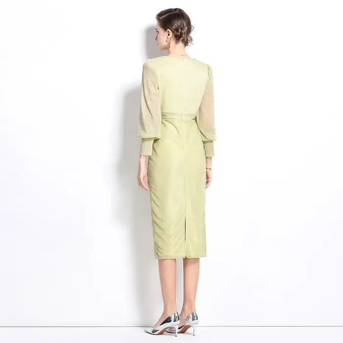 Élégant lanterne manches noir brillant soie plis robes moulantes femmes Sexy col en V Floral perles soirée gaine