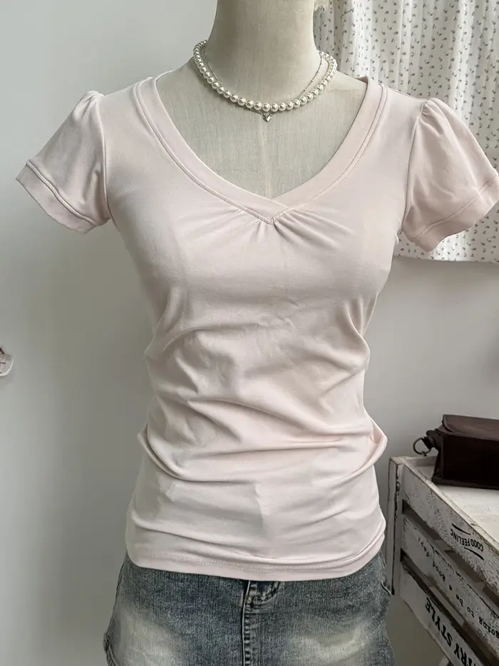 T-shirt basique plissé à col en V pour femme