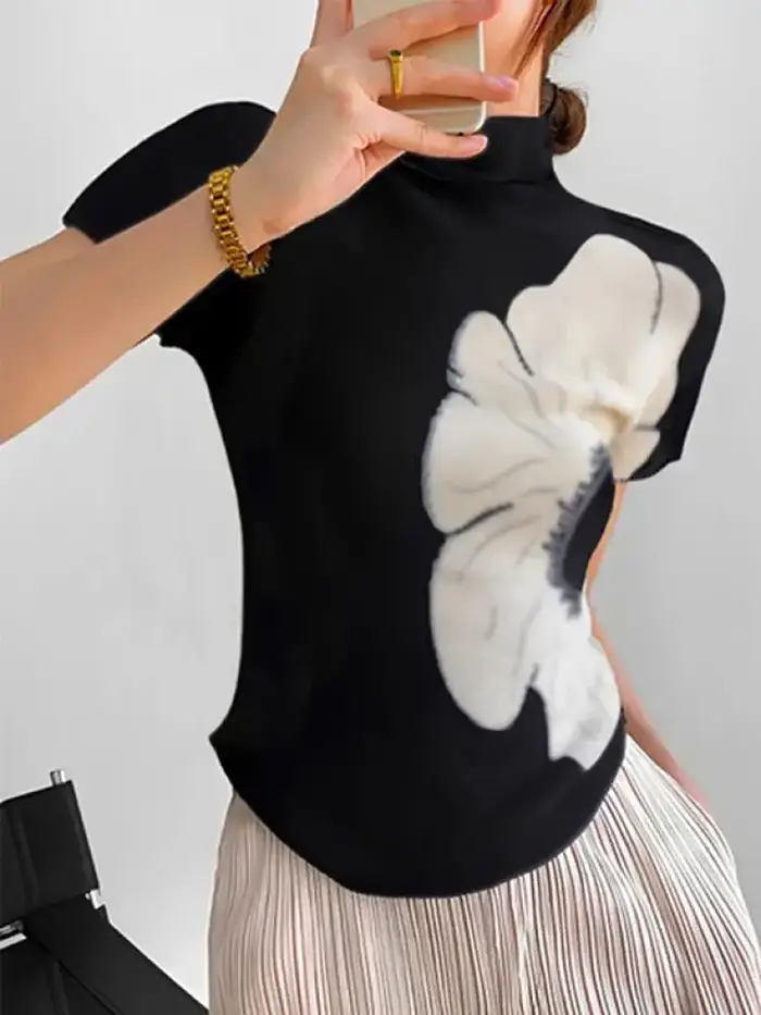 Yeezzi 2024 nouveautés été manches courtes imprimé fleuri bases T-Shirt femmes mode coupe ajustée col haut décontracté hauts