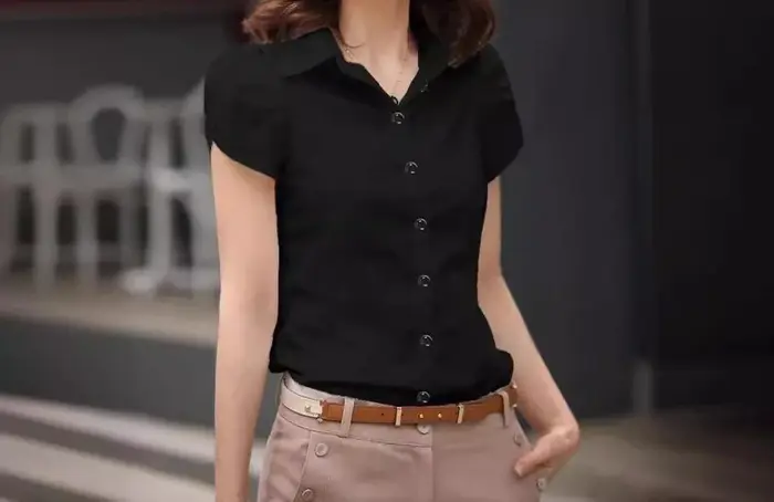 Chemise blanche à volants pour femmes