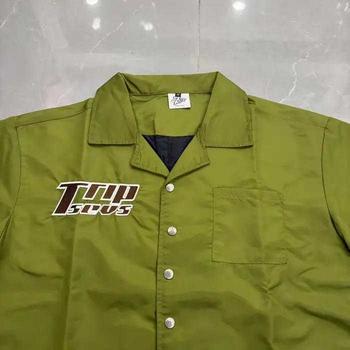 T-shirt Vert Triple Sevens avec empiècement noir
