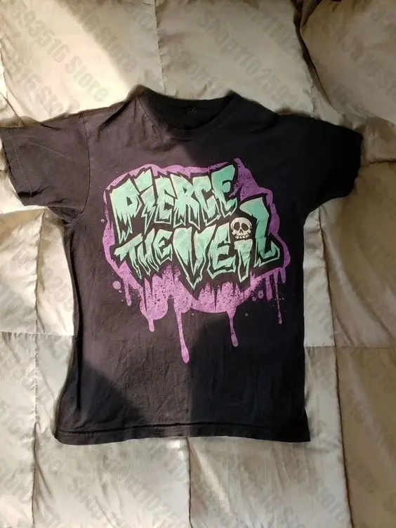 T-shirt Emo Vintage pour Femme