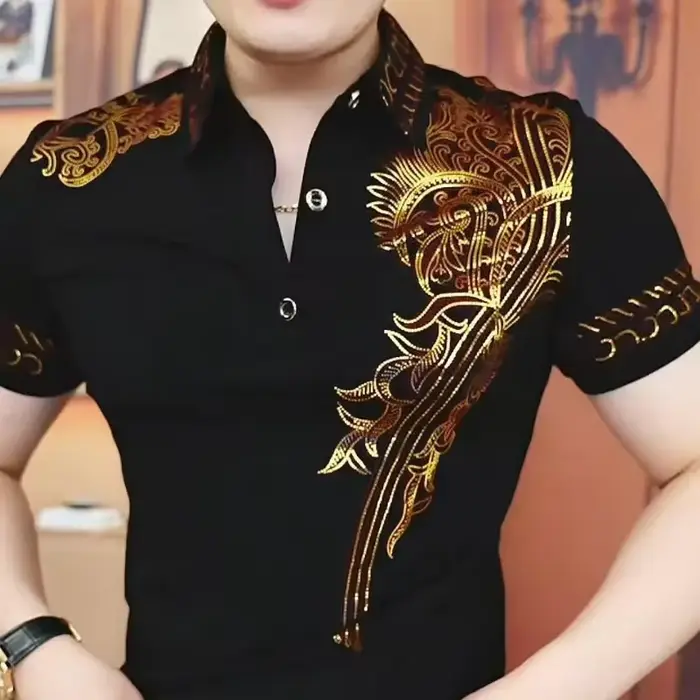 Polo noir pour homme à manches courtes avec broderie cachemire dorée