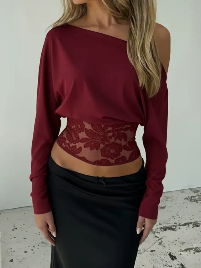 T-shirts à col incliné pour femmes