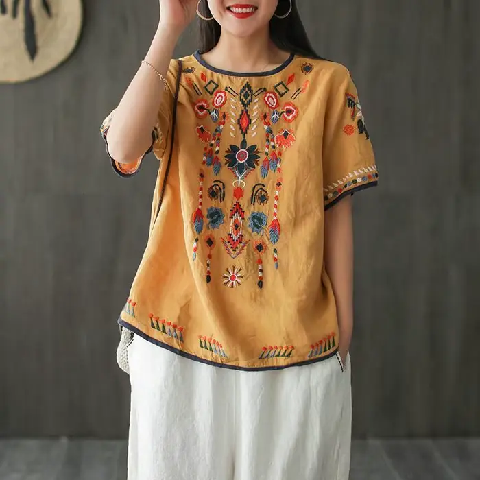 T-shirt femme été 2025 tenue haut à manches courtes