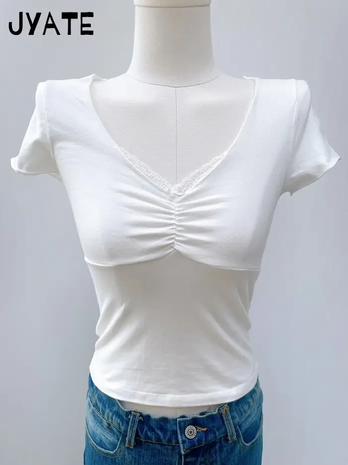 T-shirts courts blancs à nœud en dentelle pour femmes