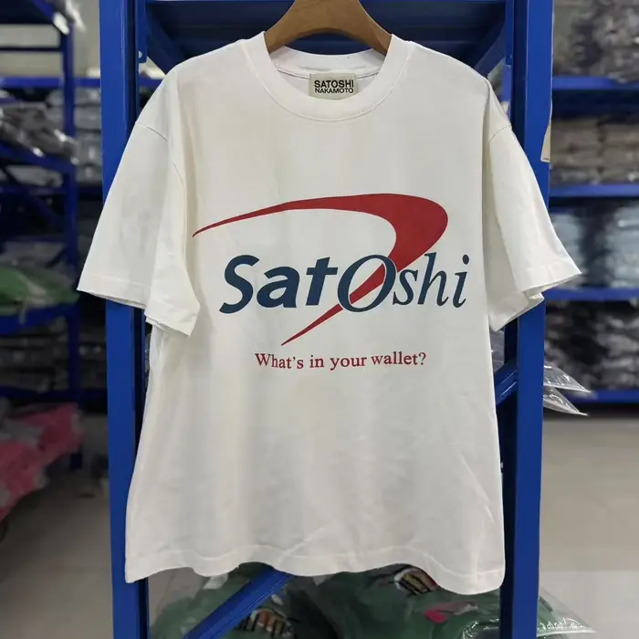 Nouveau T-shirt Satoshi Nakamoto 26SS pour homme