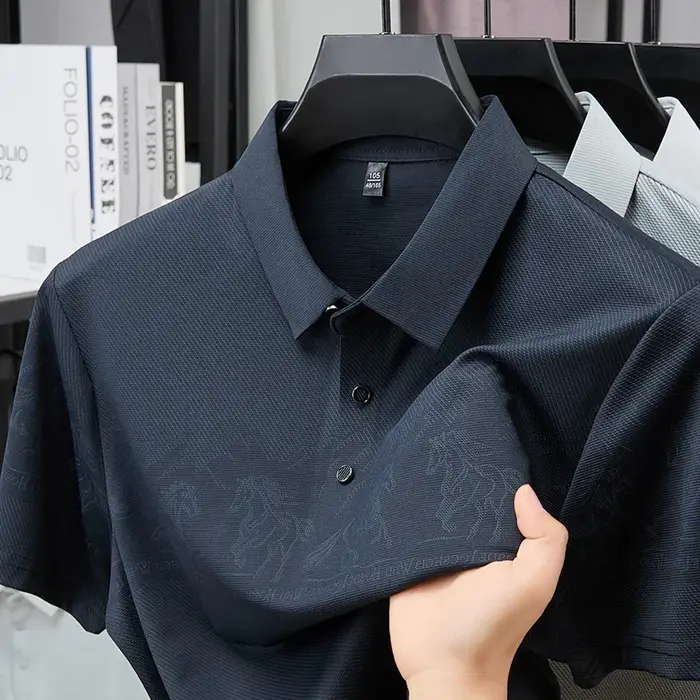 Polo imprimé cheval paysager pour homme
