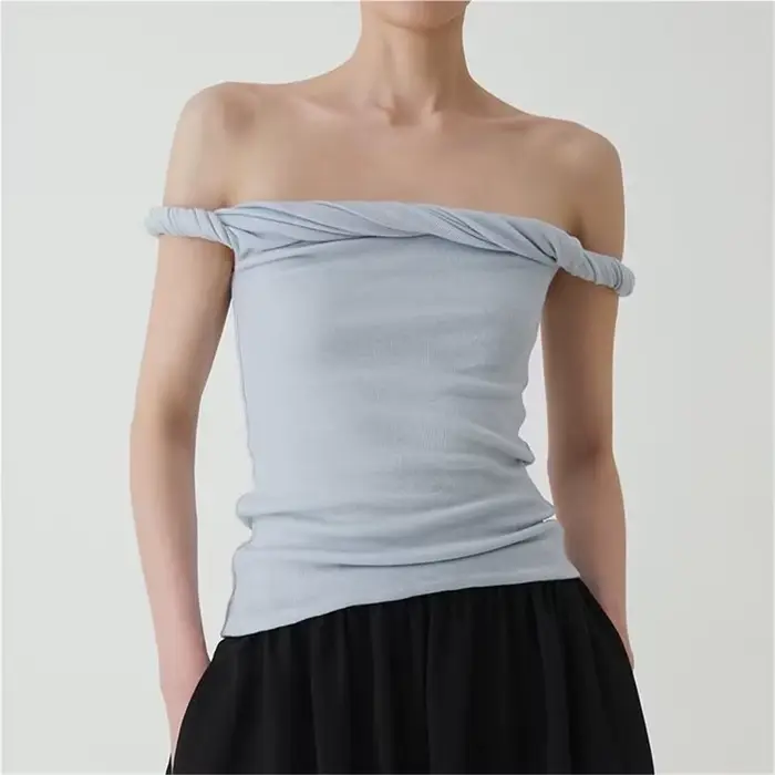 T-shirt à manches courtes et épaules dénudées pour femme