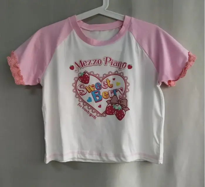 2025 Ropa Mujer femme t-shirts broderie fraise culture hauts à manches courtes col rond t-shirts jap