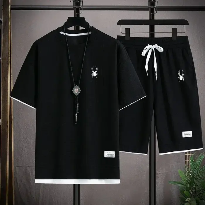 Ensemble t-shirt à manches courtes et short de sport pour homme