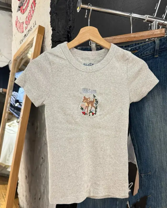 Fleur petit cerf broderie T-shirt col rond coton mince à manches courtes t-shirts femme doux mignon 