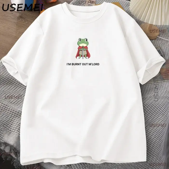 Burnt Out Knight Frog T-Shirt drôle DnD graphique