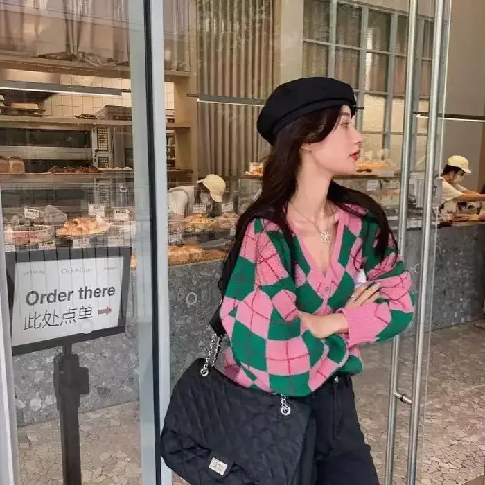 Hauts en tricot pour femme à carreaux vert col en v pull