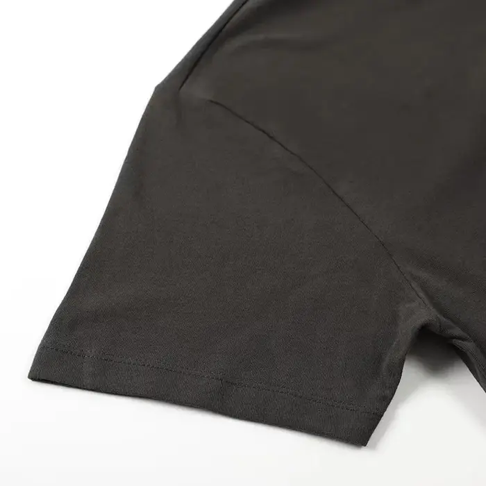 T-shirt élégant pour homme : polyvalent
