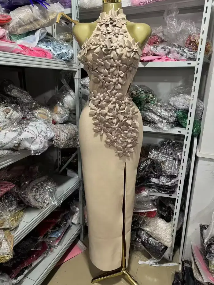 Rouge noir femmes sans manches Sexy hors de l'épaule moulante pansement longue robe florale élégante soirée mariage sirène porter