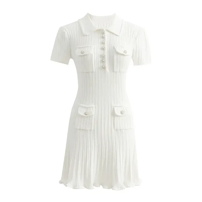 Marque Designer Polo robe tricotée femmes été à manches courtes simple boutonnage fleur bouton tricot pull Mini robes