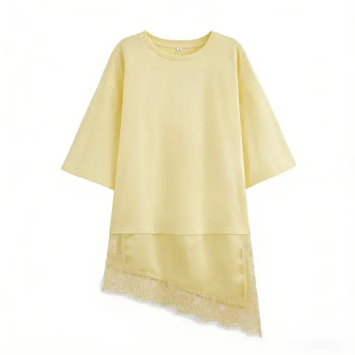 T-shirt asymétrique vintage pour femme avec empiècement en dentelle satinée