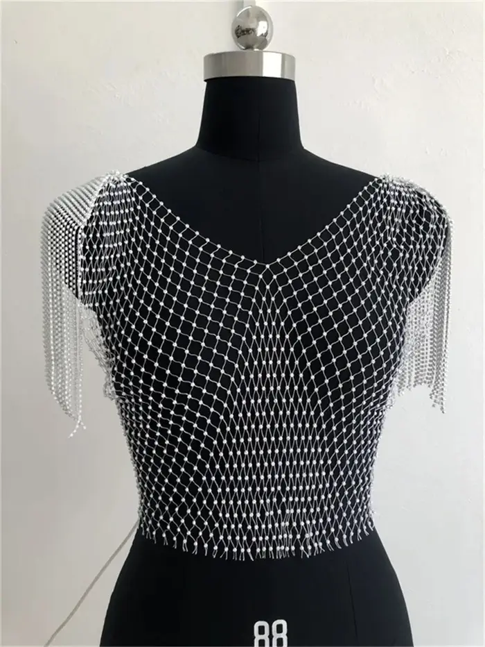 Crop top femme en résille à strass